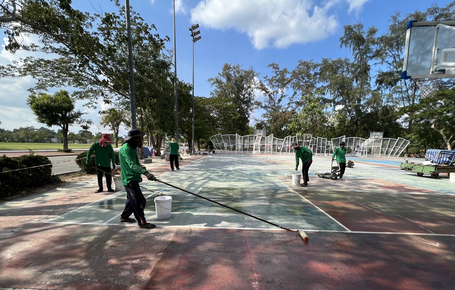 เตรียมผิวสนามก่อนทำระบบใหม่: ความพร้อมของฐานสำคัญต่อการยึดเกาะ