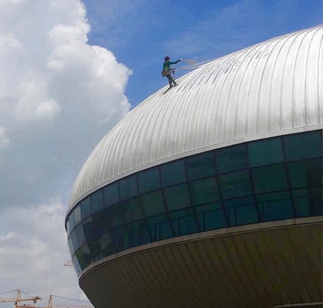 โรงแรมเซ็นทาราศูนย์ราชการและคอนเวนชั่นเซ็นเตอร์ แจ้งวัฒนะ