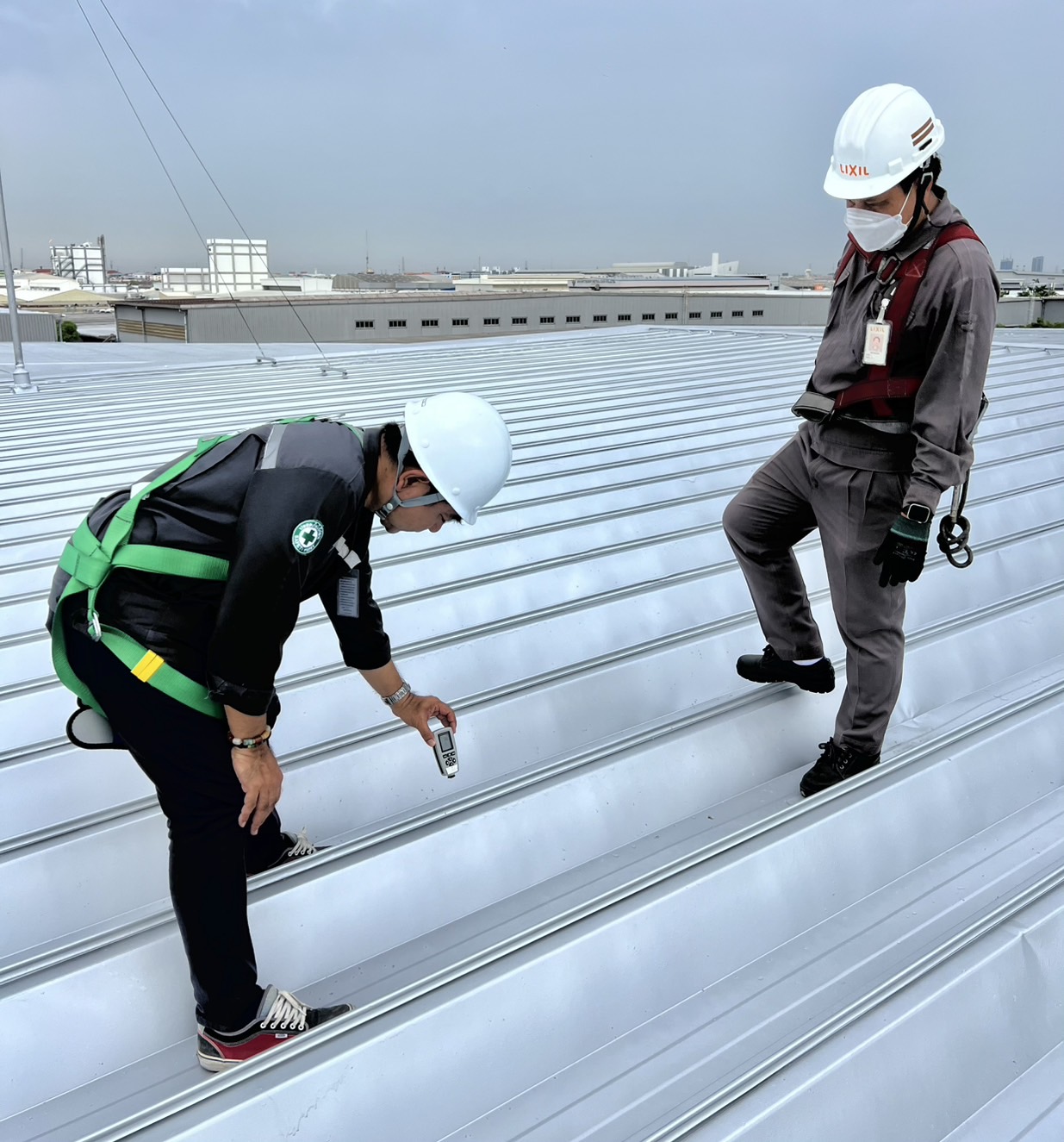 งานพ่นสีเซรามิคสะท้อนความร้อน