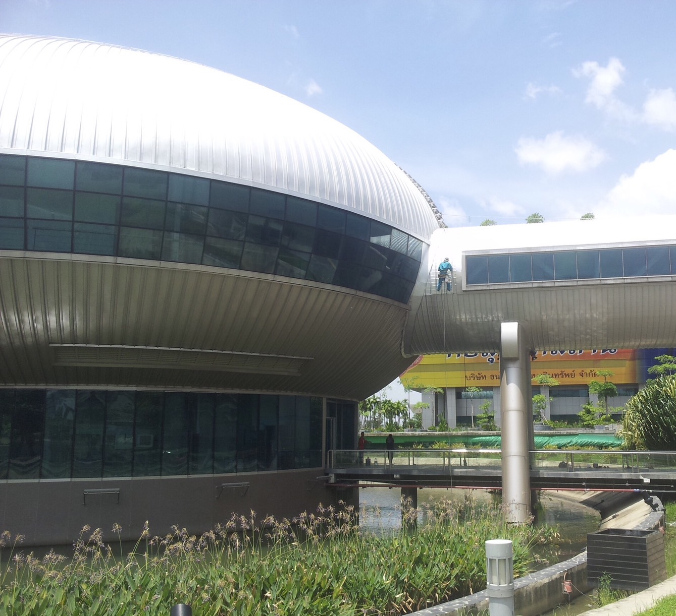 งานพ่นสีเซรามิคสะท้อนความร้อน